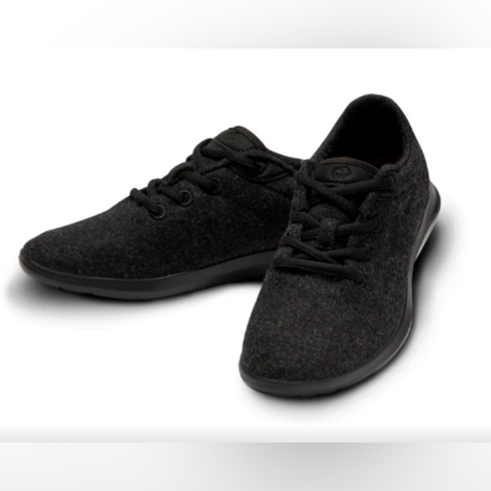 Women's Merinos Black Merino Wool Lace-Up Sneakers